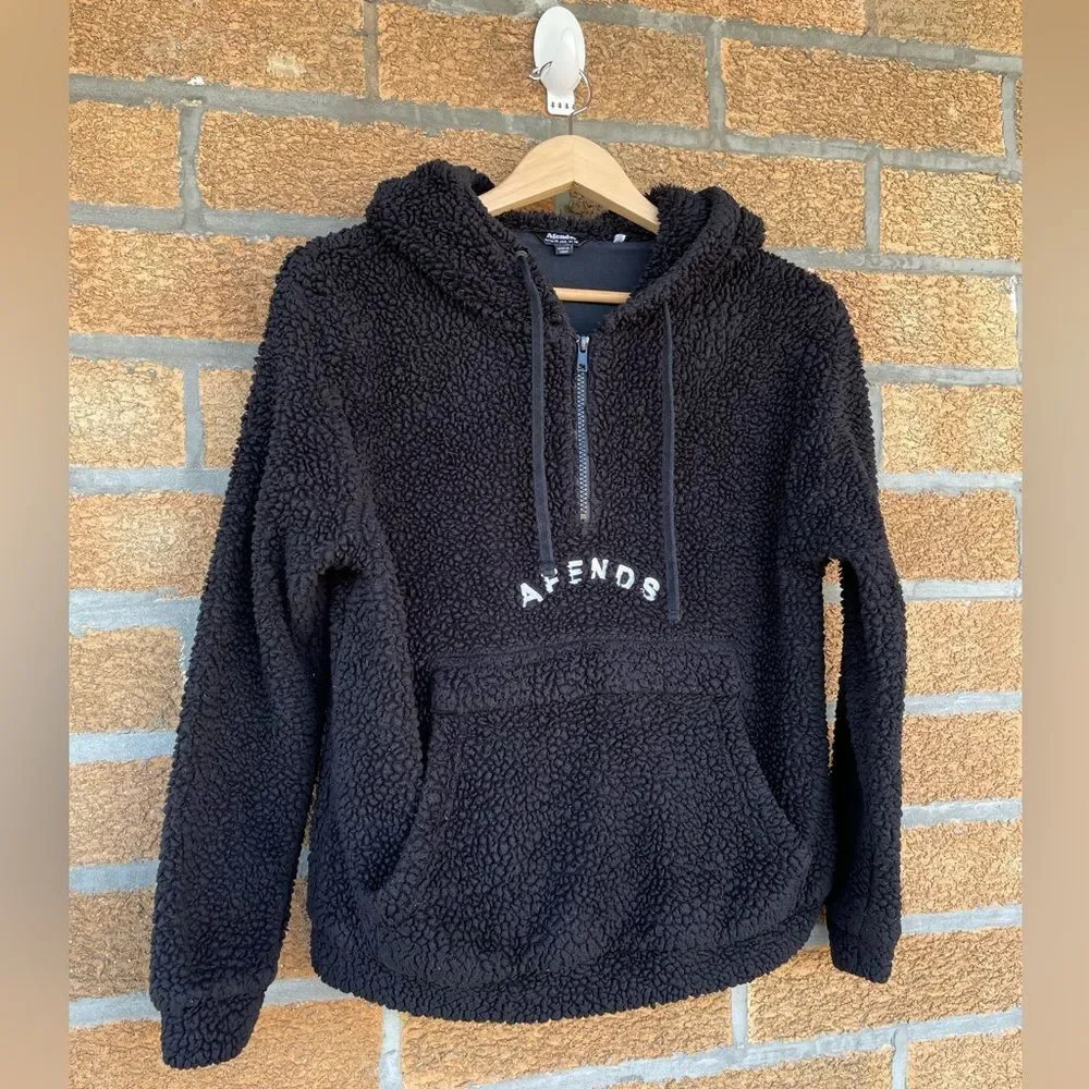 Afends Sherpa hooded sweater small - Picture 3 of 11